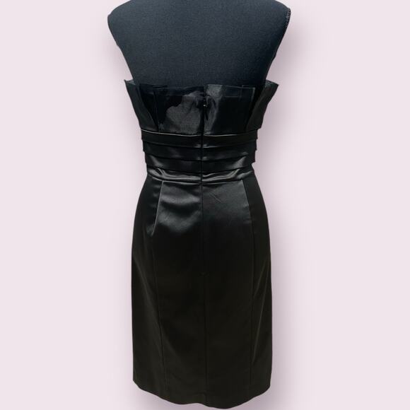 BEBE Women’s Black Strapless Dress Silk Fitted Body con Dress Medium - Picture 3 of 6